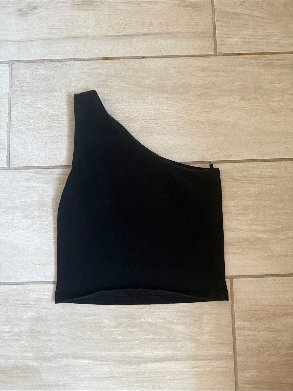 One-Shoulder Black Crop Top
